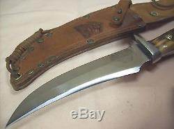 1968PUMA SKINNERBEST NO. 6393PUMASTER STEEL HUNTING KNIFE withORIGINAL SHEATH