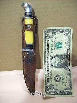 1970WESTERNS648BYELLOW HANDLE UNUSED HUNTING & FISHING KNIFE withLEATHER SHEATH