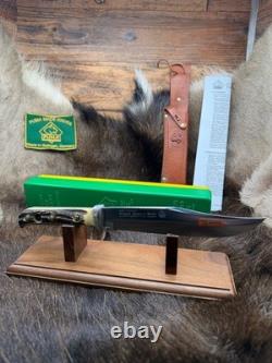 1974 Puma 6396 Bowie Knife Stag Handles Leather Sheath & Puma Green & Yellow Box
