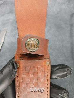 2003 CASE XX 647-5 SS Slab Side Hunter Fixed Blade Knife Needs Some TLC