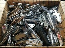 27 POUNDS TSA Confiscated Pocket Knives Various Brand TREASURE HUNT GRAB BAG BOX