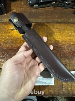 BUCK USA 2016 120 BRASS COCOBOLO WOOD HANDLES HUNTING KNIFE. Excellent