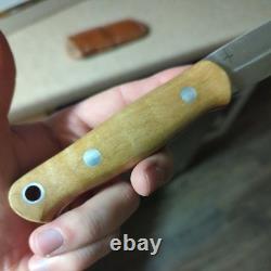 Bark River Bushcrafter CPM 3V withNatural Curly Maple Wood/Red Liner handle