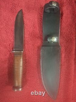 Beautiful Fighting Sea Bees Vintage Western L71 USA Fixed Blade Fighting Knife