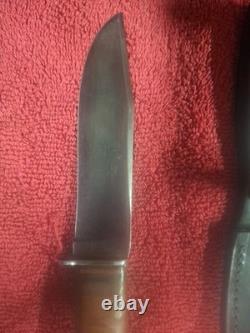 Beautiful Fighting Sea Bees Vintage Western L71 USA Fixed Blade Fighting Knife