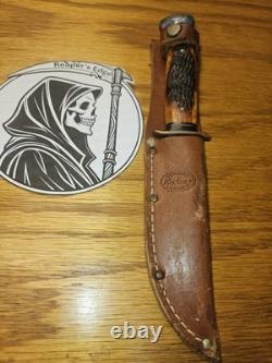 Beautiful KABAR hunting knife with stag antler handle. Collector's piece