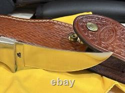 Case Native American Series Fixed Blade Set. 4 Vintage Knives with pouch