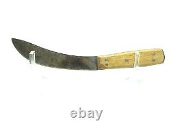 Early J. Russell & Co. GREEN RIVER WORKS BUFFALO SKINNING KNIFE