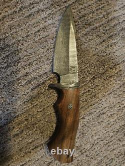 FH Knives. Beautiful Damascus Fixed Blade Knife With Sheath