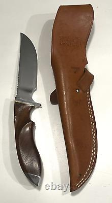 Gerber 475 S. 57 Presentation Hunting Knife withLeather Sheath