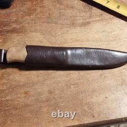 Helle Sylvsteinen Hunting Knife Stainless Clip Point Wood Handle Leather Sheath