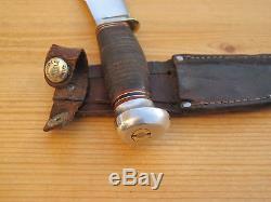 MARBLE'S WOODCRAFT BUSTER BROWN HEALTH SHOES HUNTING KNIFE MADE IN 1930s USA
