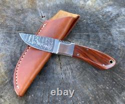 Moki Hunting Knife with Game Scene Etching and Leather Sheath