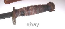 Original Vintage US Camillus Knife And Leather Sheath IRR