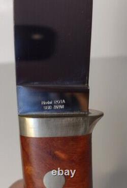 R. W. Loveless Design Beretta USA Hunting Knife Model 201A Seki Japan with Sheath