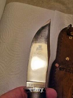 Rare 1930's Henry Sears & Co Hunting KNIFE withsheath. Made by Queen. NICE