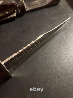 SABURO HAND MADE BOWIE KNIFE SKS500 in LEATHER SHEATH