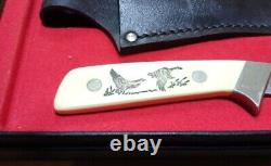 SCHRADE SCRIMSHAW USA 1981 GEESE LITTTLE FINGER FIXED BLADE KNIFE WithSHEATH SC509