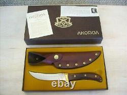 VINTAGE BUCK KNIFE 402 AKONUA withSHEATH / ORIGINAL BOX / NEVER USED OR CARRIED