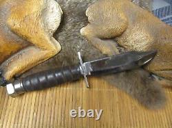 Vintage 11-1968 Camillus Vietnam NAVY and USAF Pilots & crew Survival Knife