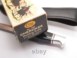 Vintage 1965-1969 Case XX USA 200 Cherokee Fixed Blade Hunting Knife in Box