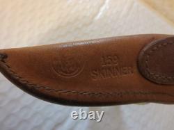 Vintage 1970s S&W Skinner mod. 6070 knife and sheath (no box or papers) sn. 15292 Vintage 1970s S&W Skinner mod. 6070 knife and sheath (no box or papers) sn. 15292