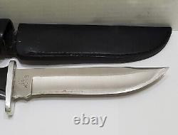 Vintage BUCK 124 Frontiersman Knife With Lanyard Hole And Sheath