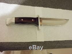 Vintage BUCK 124 USA 1967-72 FRONTIERSMAN FIXED BLADE KNIFE & SHEATH, NEVER USED