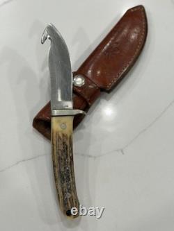 Vintage Browning #519 fixed blade gut-hook knife. Stag handles made in Japan
