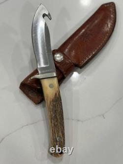 Vintage Browning #519 fixed blade gut-hook knife. Stag handles made in Japan