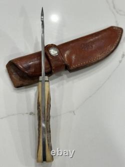 Vintage Browning #519 fixed blade gut-hook knife. Stag handles made in Japan