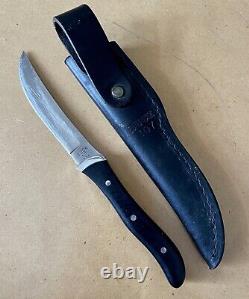 Vintage Buck 107 Knife with Sheath. Pre-Date