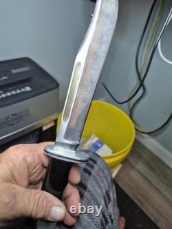 Vintage Buck 120 USA Fixed Blade Hunting Knife Stock 12 Unused