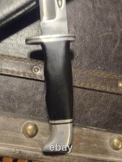 Vintage Buck 120 USA Hunting Knife with Leather Sheath USA 3 Line 1972 early