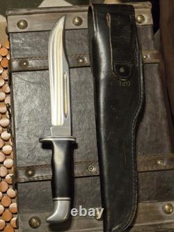 Vintage Buck 120 USA Hunting Knife with Leather Sheath USA 3 Line 1972 early