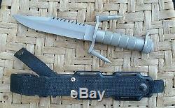 Vintage Buckmaster Buck 184 Patent Pending Survival / Hunting / Combat Knife