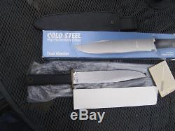 Vintage COLD STEEL CARBON V trailmaster hunting bowie knife Ventura calif. USA
