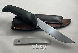 Vintage Gerber Knife Magnum Hunter with original Leather Sheath & Honesteel