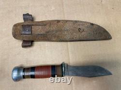 Vintage KA-BAR 472-5 Hunting Knife with Sheath
