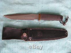 Vintage SOG Tech 2 Fixed blade Hunting Bowie Knife withOriginal Sheath