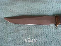 Vintage SOG Tech 2 Fixed blade Hunting Bowie Knife withOriginal Sheath