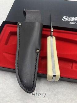 Vintage Schrade Scrimshaw (Bear And Dog) SC205 Fixed Blade Sheath Knife
