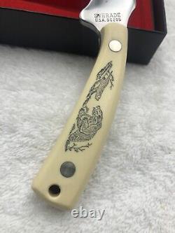 Vintage Schrade Scrimshaw (Bear And Dog) SC205 Fixed Blade Sheath Knife