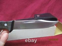 Vintage Vernco Black Angus Hi-CU Fixed Blade Hunting Knife, WithSheath in Box