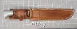 Vintage Western USA W46-8 D Knife With Sheath