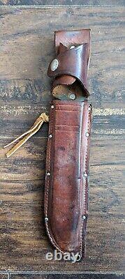 Vintage Western USA W46-8 Fixed Blade Combat Bowie Knife With Leather Sheath