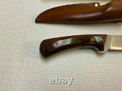 Vintage Western W84 F RARE Fixed Blade Hunting Knife with Sheath EXCELLENT