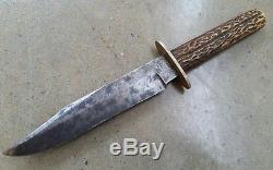 Vintage and old antique Sheffield England fighting bowie hunting knife