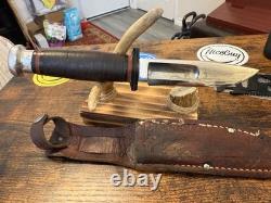 Vtg. Kinfolks Fixed Blade Knife Stacked Leather Handle w Sheath, Good Condition