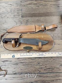 Vtg Western Cutlery USA W49 Bowie Hunting Knife w Leather Sheath USA 9 1/2 blde